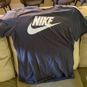 Nike T Shirt